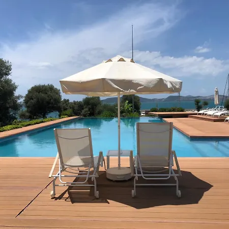 Konukevi Egesu Marina 2*
