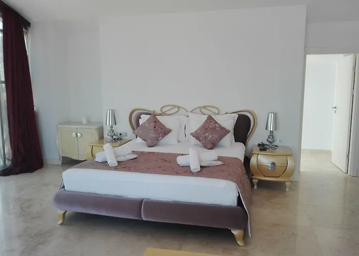 Egesu Marina Pensiune Gulluk