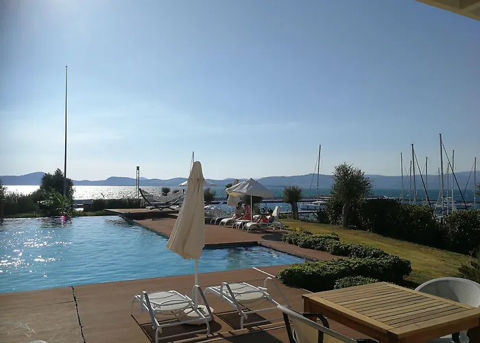 Pensiune Egesu Marina 2*