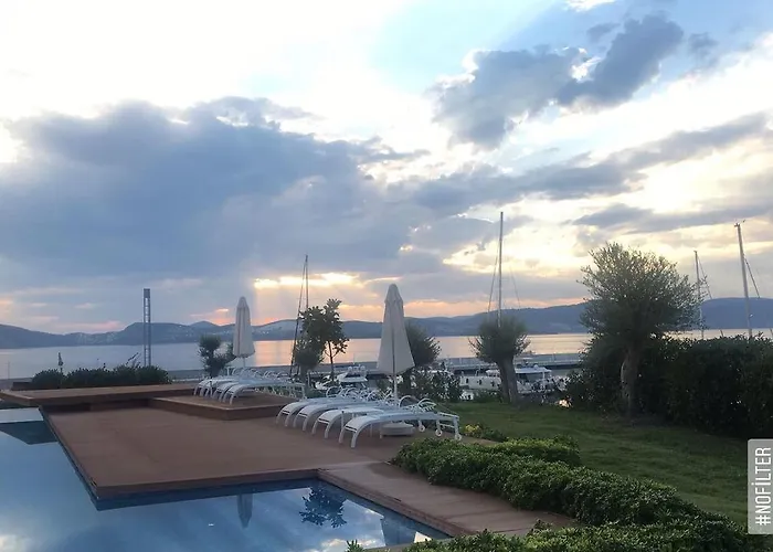 Guest house Egesu Marina Gulluk