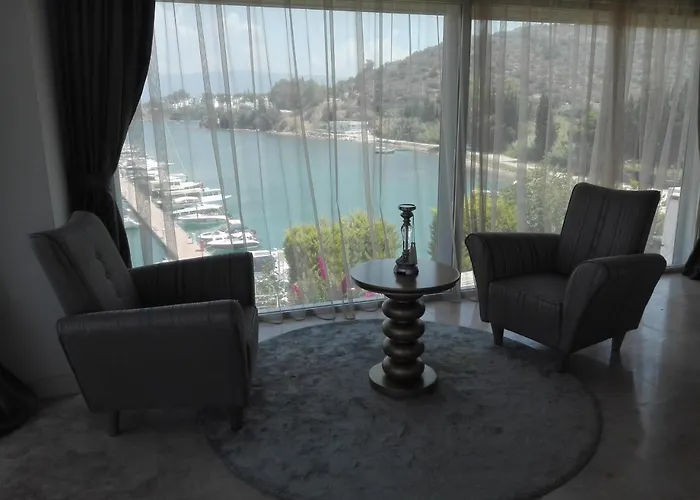 Egesu Marina Guest house Gulluk